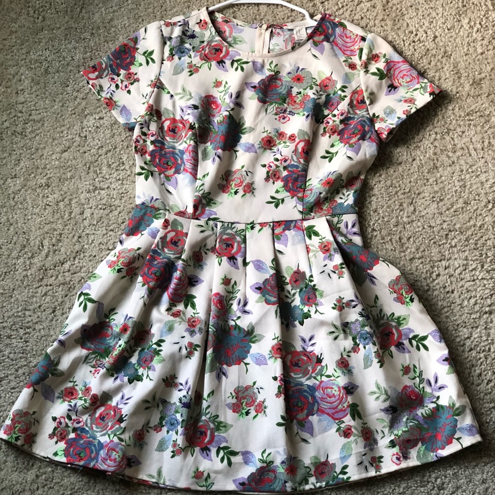 Floral mini fit & flare dress - M